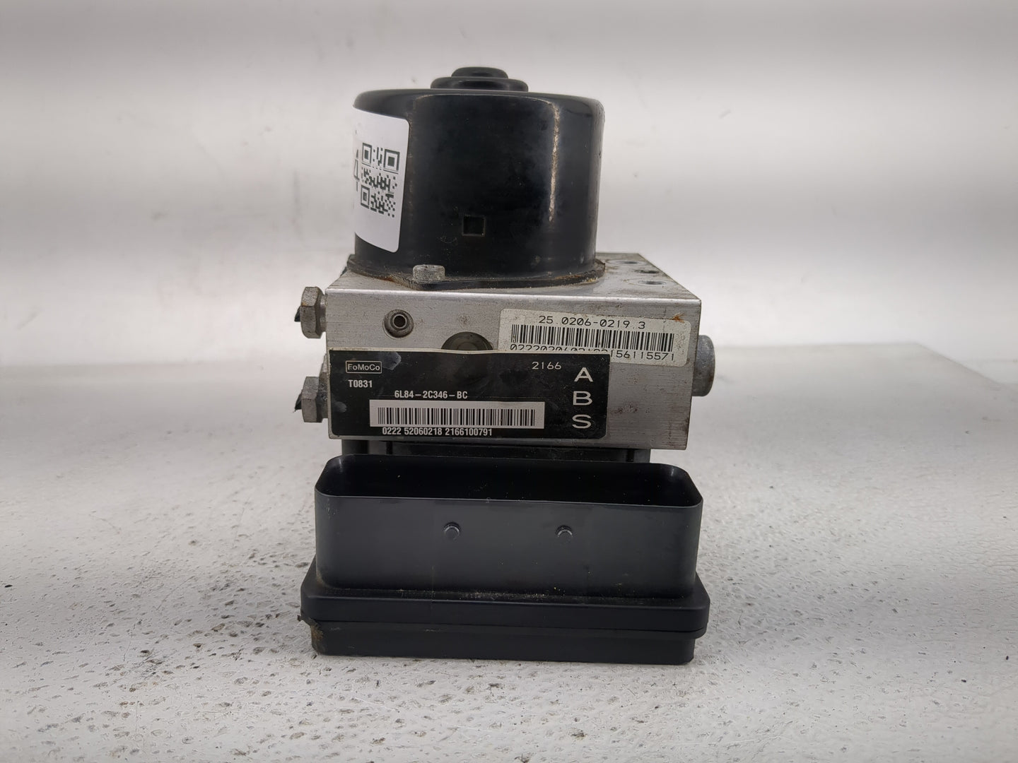 2005-2007 Mercury Mariner ABS Pump Control Module Replacement P/N:6L84-2C346-BC Fits Fits 2005 2006 2007 OEM Used Auto Parts