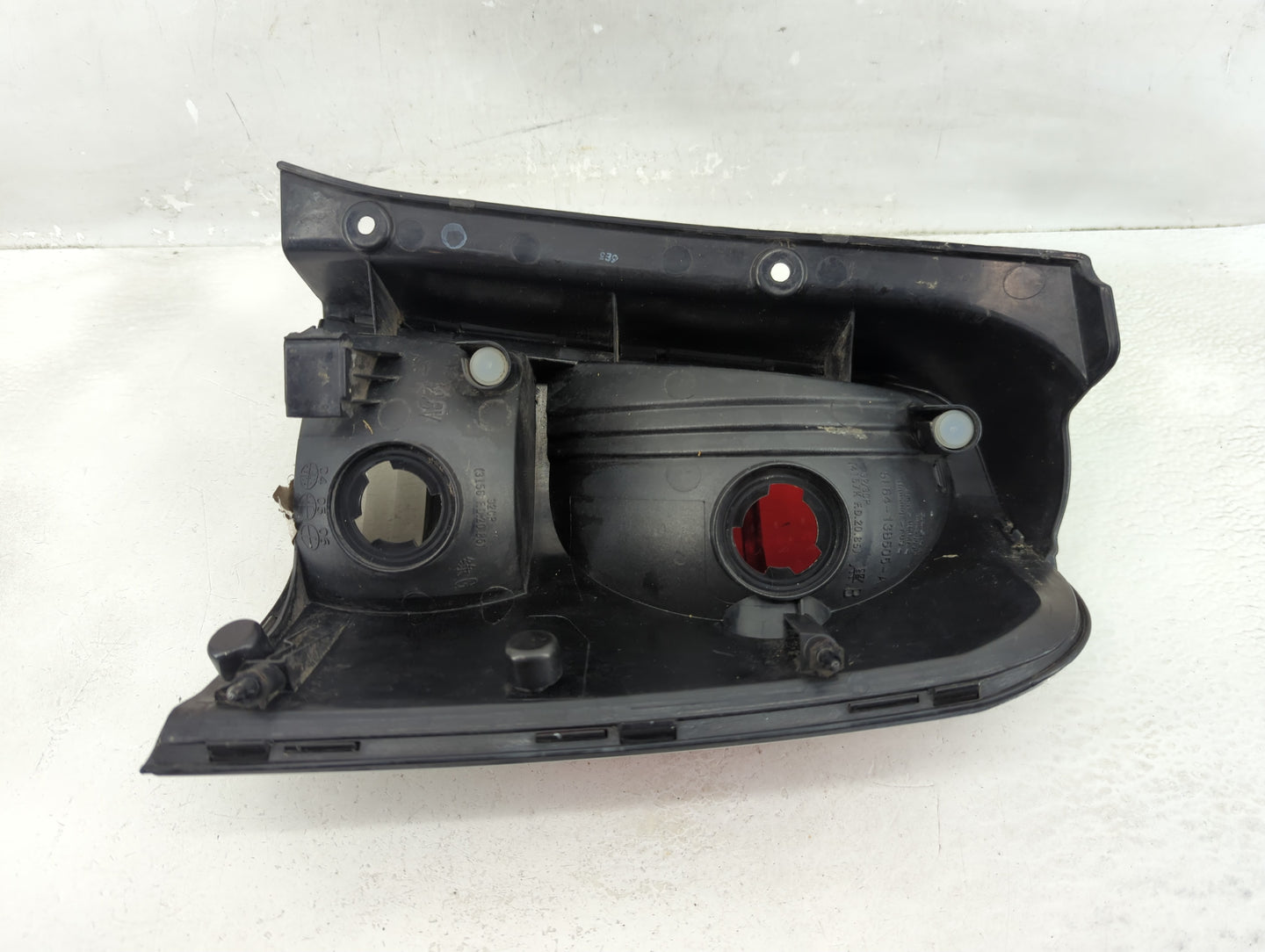 2005-2007 Mercury Mariner Tail Light Assembly Driver Left OEM P/N:5E64-13B505-A Fits Fits 2005 2006 2007 OEM Used Auto Parts