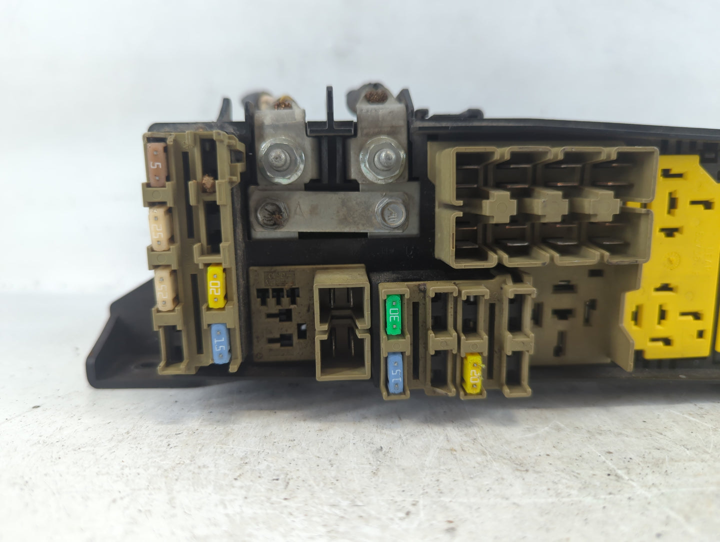 2005-2007 Mercury Mariner Fusebox Fuse Box Panel Relay Module Fits Fits 2005 2006 2007 OEM Used Auto Parts - Oemusedautopart