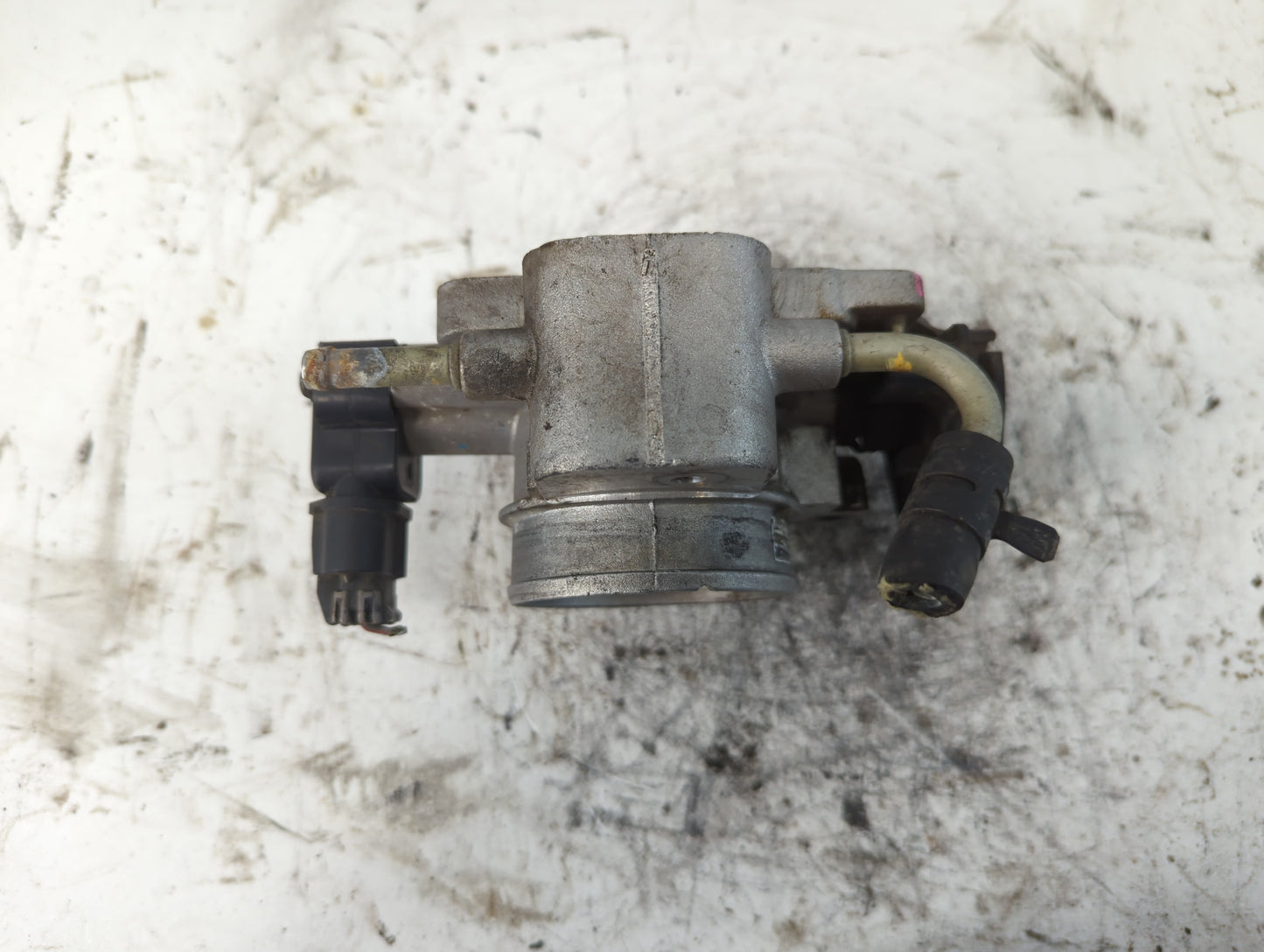 2005-2008 Mercury Mariner Throttle Body P/N:F5FF 9B989 BB Fits Fits 2005 2006 2007 2008 OEM Used Auto Parts - Oemusedautopar