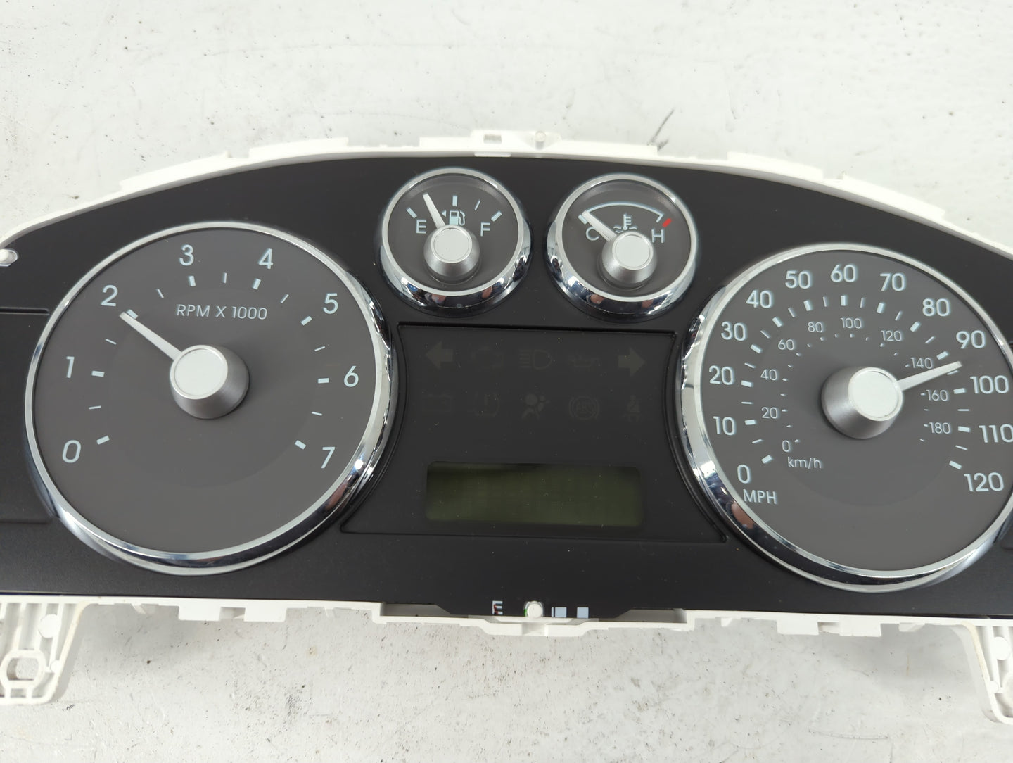 2006-2007 Mercury Milan Instrument Cluster Speedometer Gauges P/N:6E5T 10849 FG Fits Fits 2006 2007 OEM Used Auto Parts - Oe