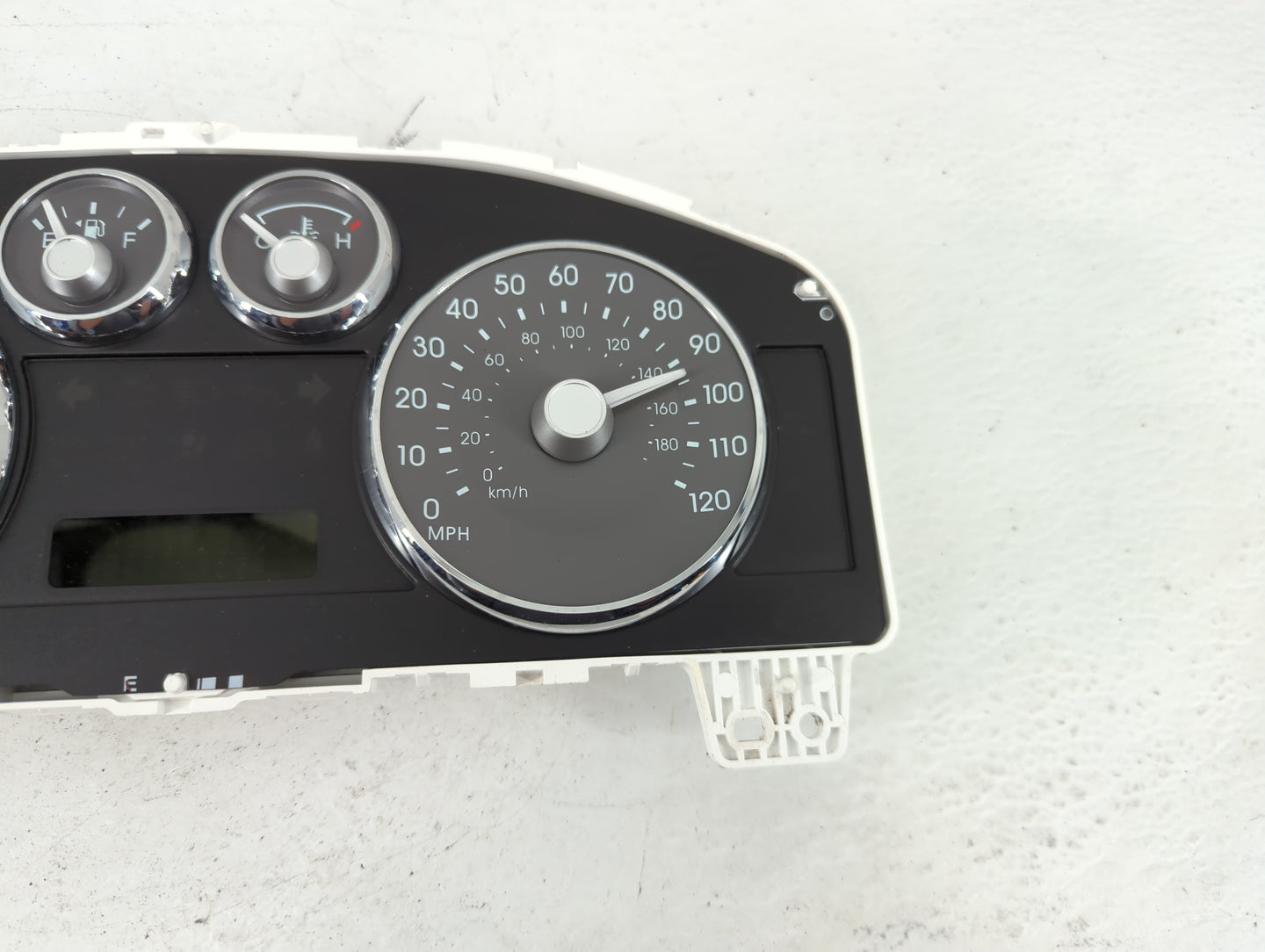 2006-2007 Mercury Milan Instrument Cluster Speedometer Gauges P/N:6E5T 10849 FG Fits Fits 2006 2007 OEM Used Auto Parts - Oe