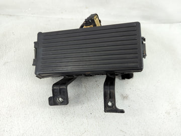 2006-2009 Mercury Milan Fusebox Fuse Box Panel Relay Module Fits Fits 2006 2007 2008 2009 OEM Used Auto Parts - Oemusedautop