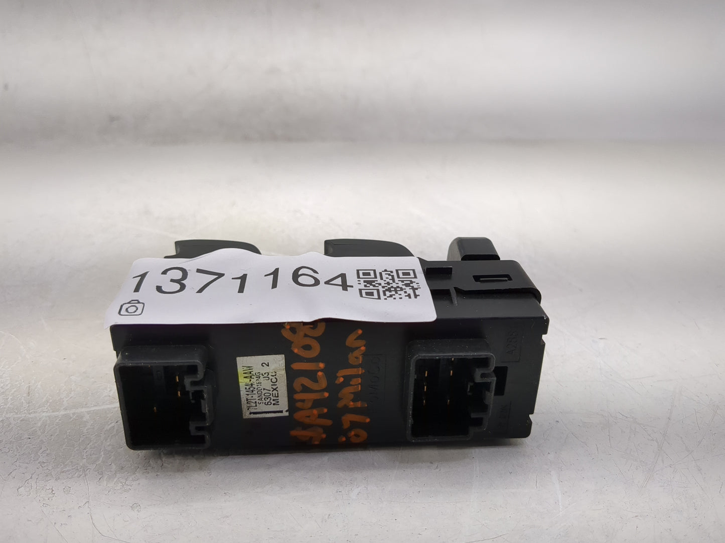 2006-2007 Mercury Milan Master Power Window Switch Replacement Driver Side Left P/N:7L2T-14540-AAW Fits OEM Used Auto Parts 