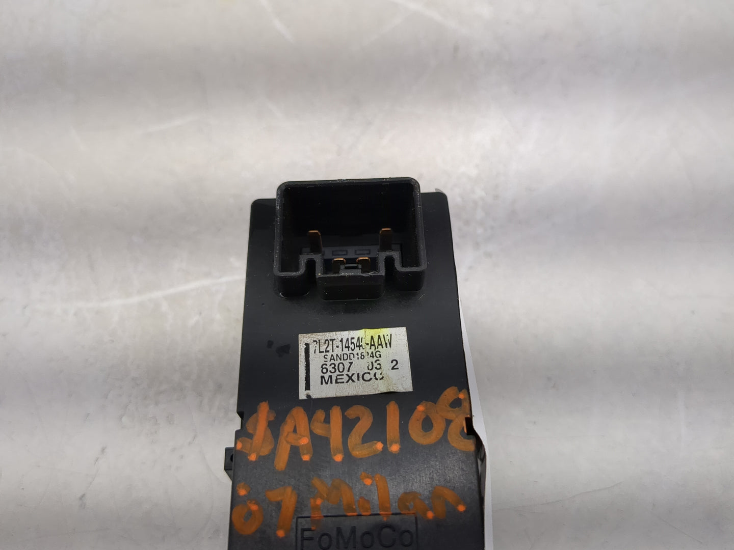 2006-2007 Mercury Milan Master Power Window Switch Replacement Driver Side Left P/N:7L2T-14540-AAW Fits OEM Used Auto Parts 