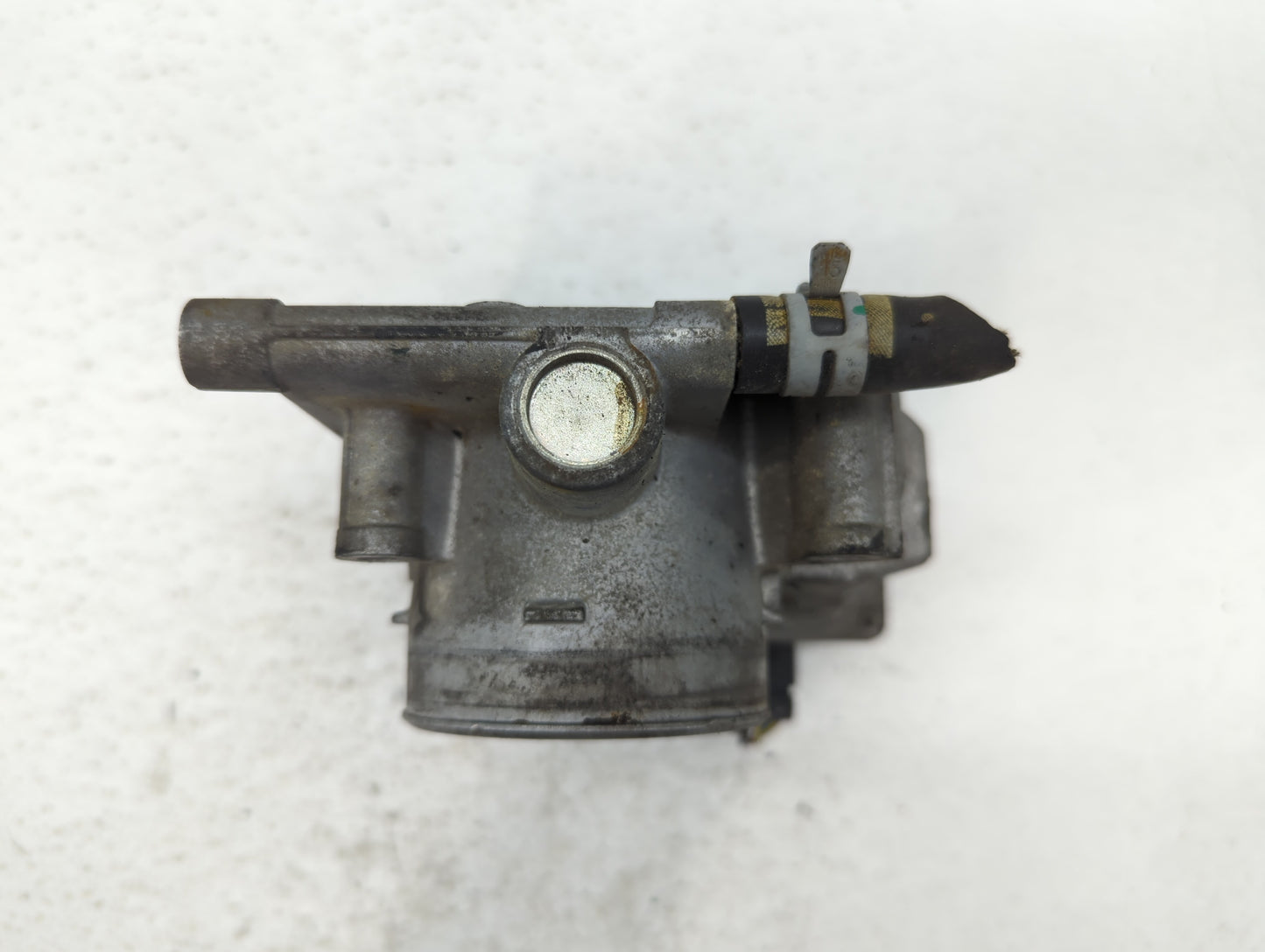 2006-2009 Mercury Milan Throttle Body P/N:6E5G-A Fits Fits 2006 2007 2008 2009 OEM Used Auto Parts - Oemusedautoparts1.com