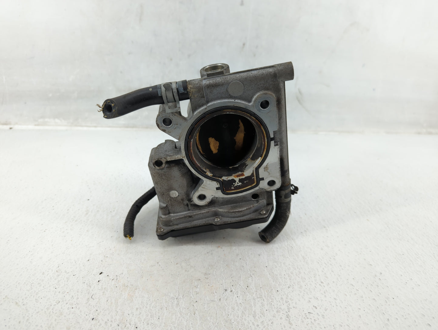 2006-2009 Mercury Milan Throttle Body P/N:6E5G-A Fits Fits 2006 2007 2008 2009 OEM Used Auto Parts - Oemusedautoparts1.com