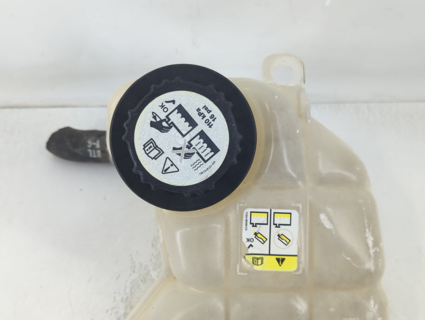 2006-2009 Mercury Milan Radiator Coolant Overflow Expansion Tank Bottle - Oemusedautoparts1.com