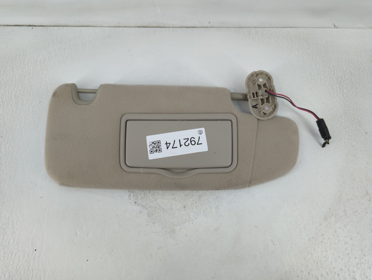 2006-2009 Mercury Milan Sun Visor Shade Replacement Passenger Right Mirror Fits Fits 2006 2007 2008 2009 OEM Used Auto Parts