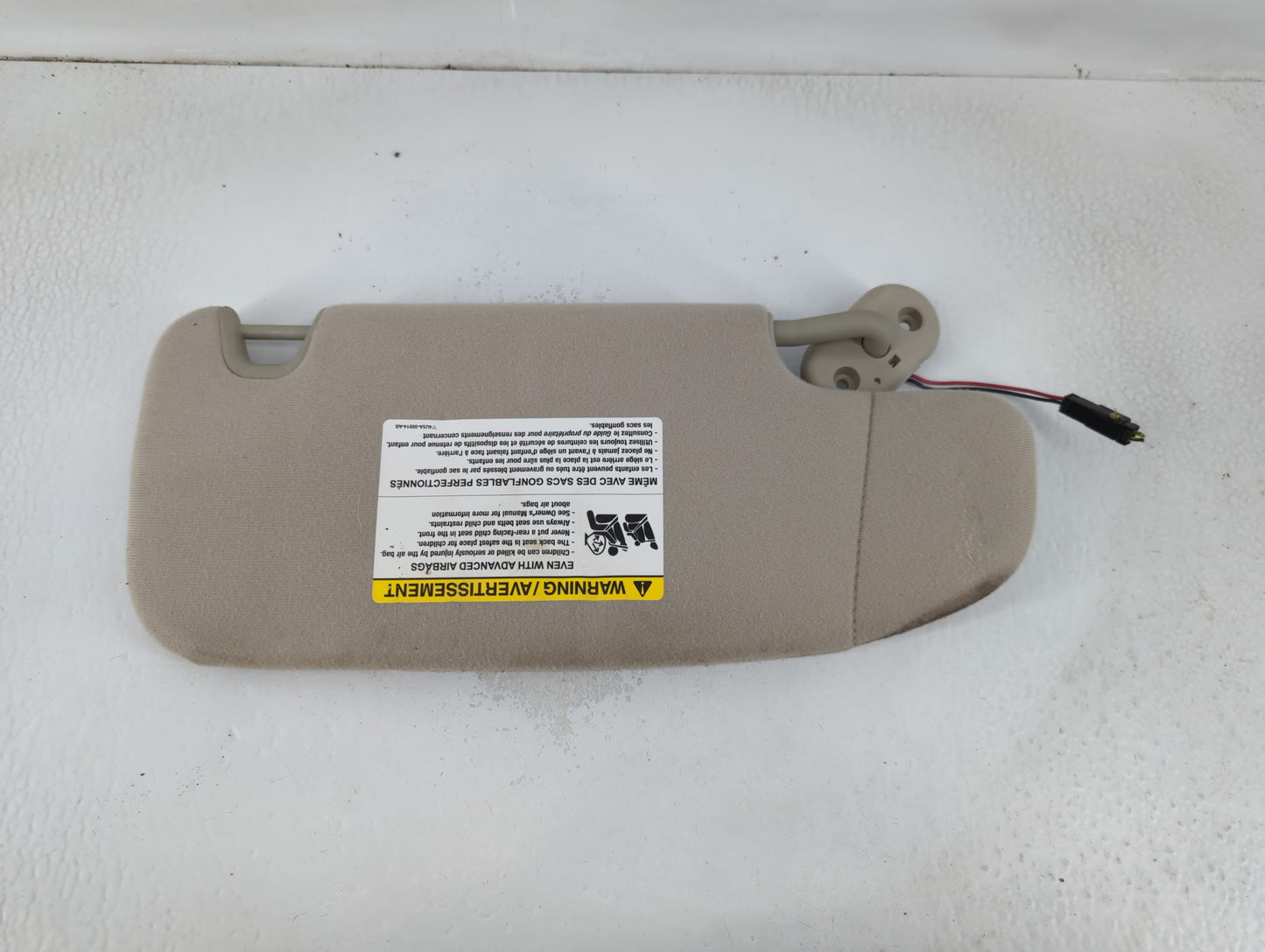 2006-2009 Mercury Milan Sun Visor Shade Replacement Driver Left Mirror Fits Fits 2006 2007 2008 2009 OEM Used Auto Parts - O