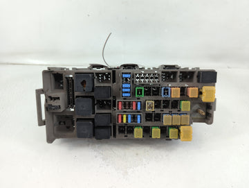 2006-2009 Mercury Milan Fusebox Fuse Box Panel Relay Module P/N:U1520428611791 Fits Fits 2006 2007 2008 2009 OEM Used Auto P
