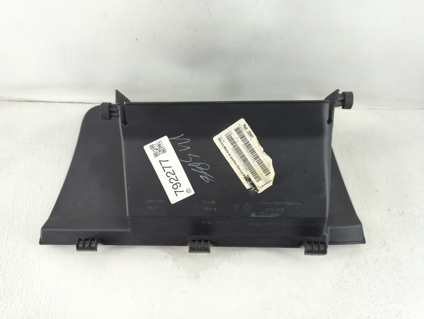 2007 Mercury Milan Passenger Glove Box Door Storage Compartment - Oemusedautoparts1.com