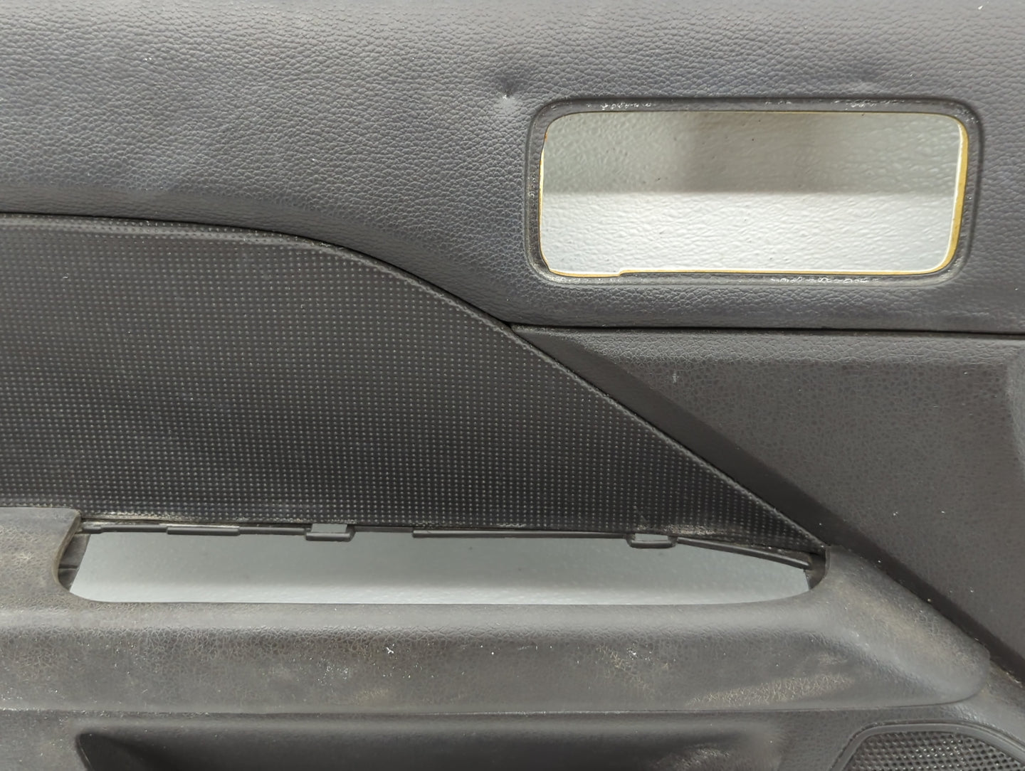 2007 Mercury Milan Front Left Driver Interior Door Panel Trim - Oemusedautoparts1.com