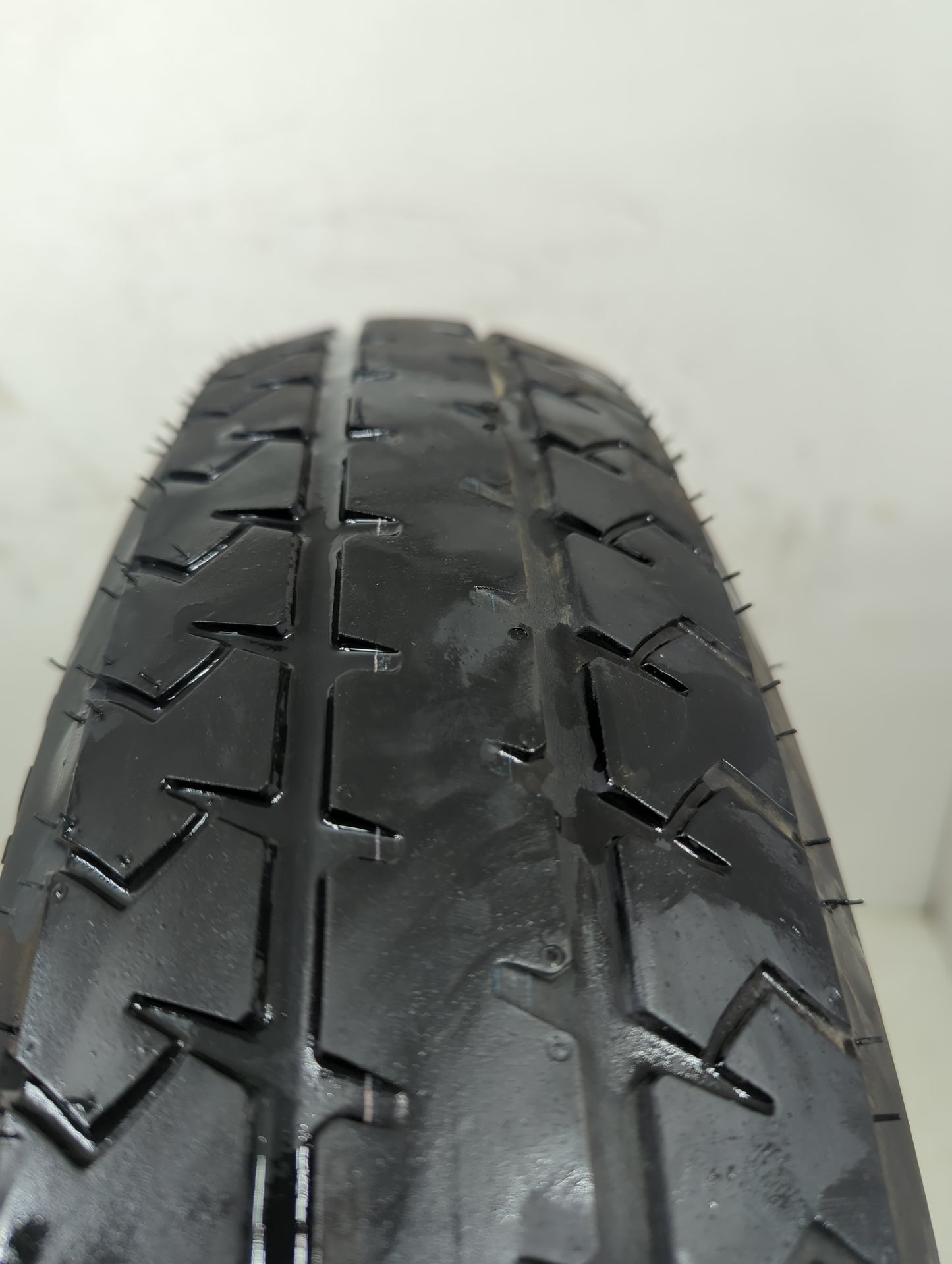 2007 Mercury Montego Spare Donut Tire Wheel Rim Oem 1374732 - Oemusedautoparts1.com