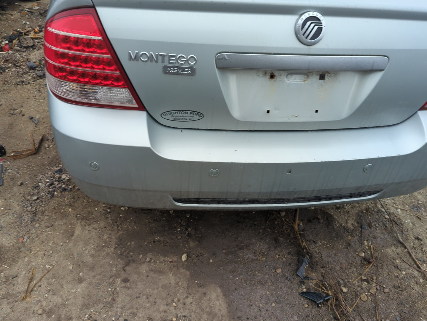 2005-2007 Mercury Montego Rear Bumper Assembly Oem - Oemusedautoparts1.com