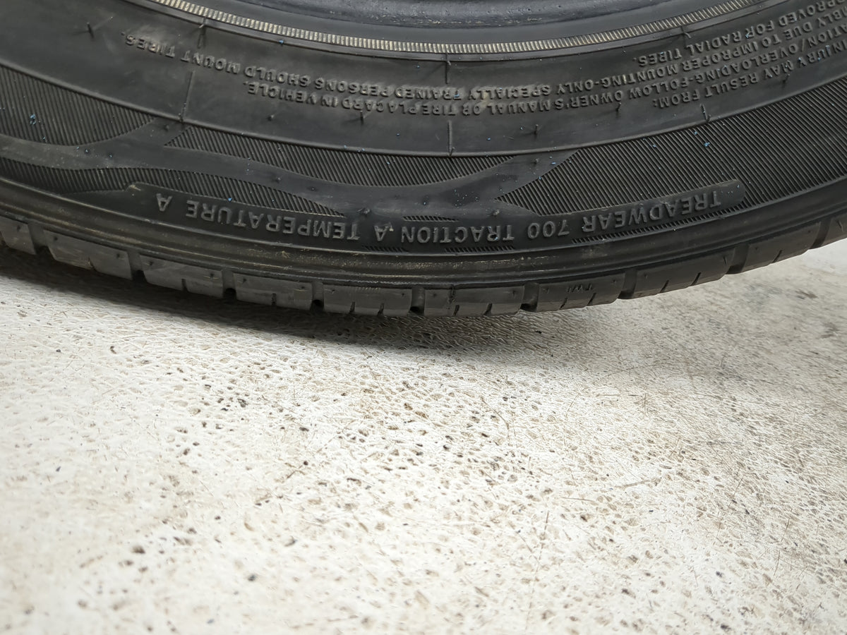 Used Tire 225/55R18 EVOLUXX CAPRICON HP 98H - Tread Depth 8.5/32 - Oemusedautoparts1.com