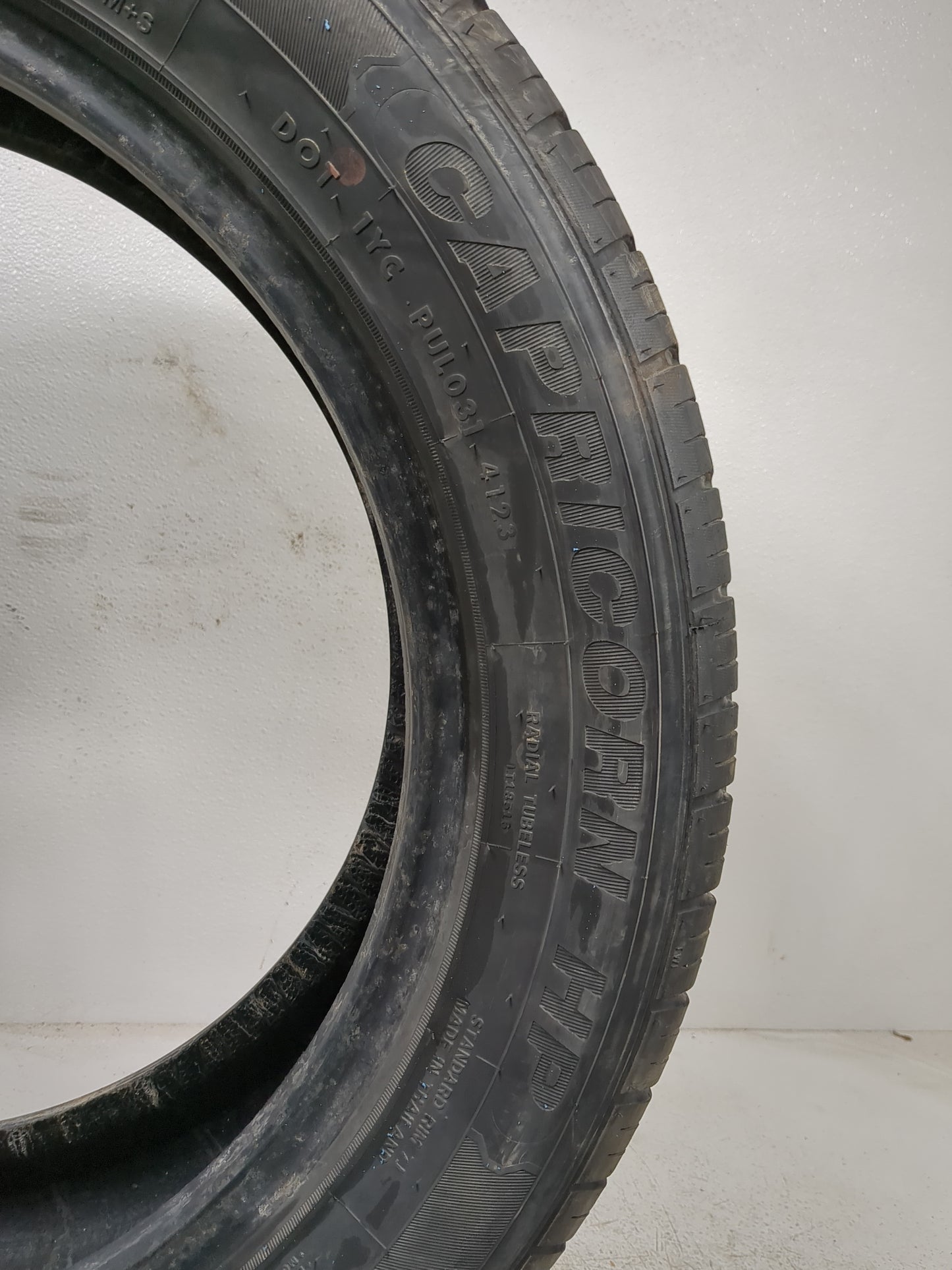 Used Tire 225/55R18 EVOLUXX CAPRICON HP 98H - Tread Depth 8.5/32 - Oemusedautoparts1.com