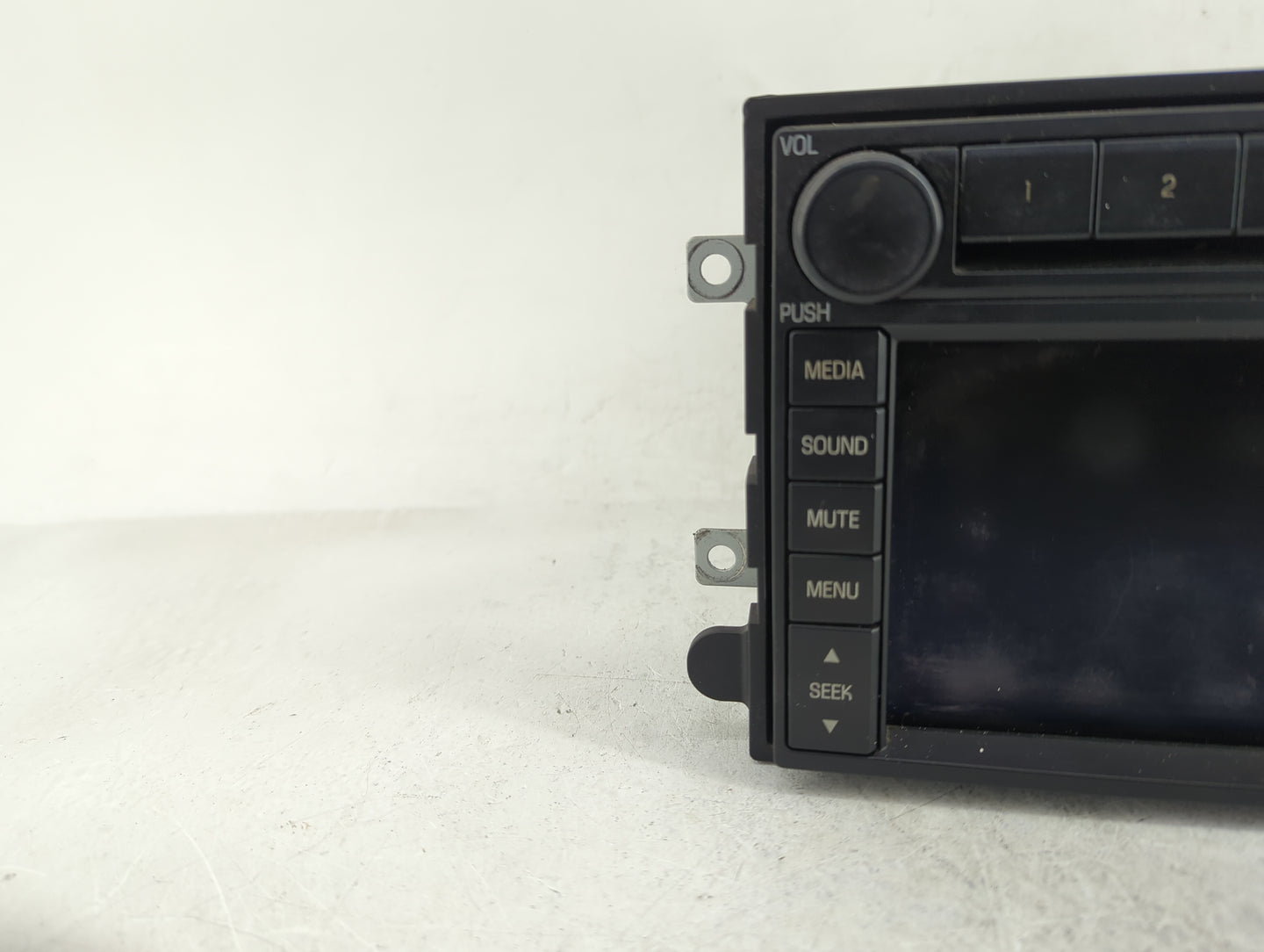 2007 Mercury Mountaineer Radio AM FM Cd Player Receiver Replacement P/N:7L2T-18K931-CC Fits OEM Used Auto Parts - Oemusedaut