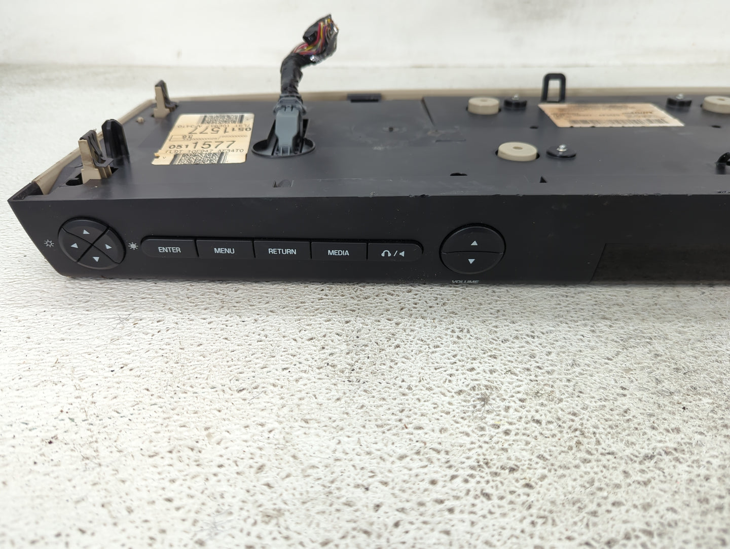 2006-2007 Mercury Mountaineer Information Display Screen Tan - Oemusedautoparts1.com