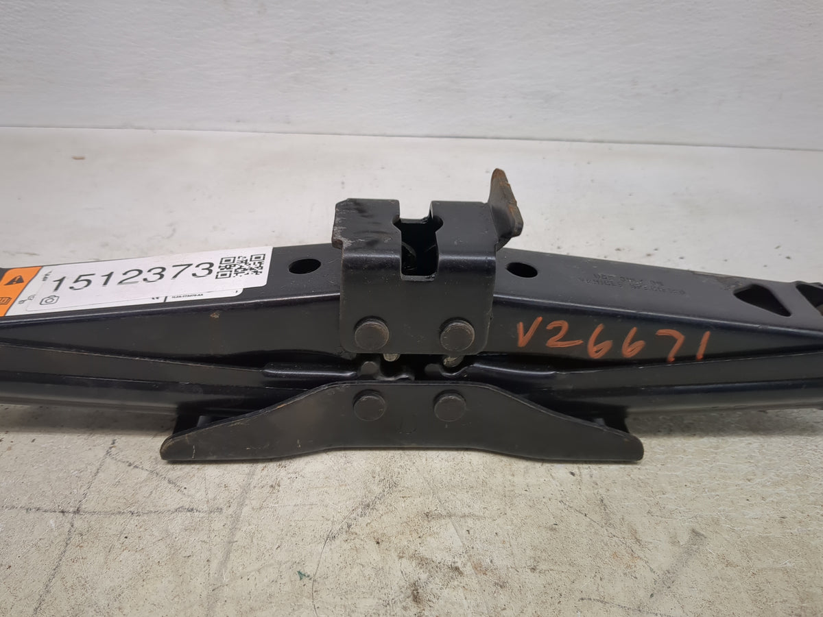2007 Mercury Mountaineer Spare Scissor Car Jack - Oemusedautoparts1.com