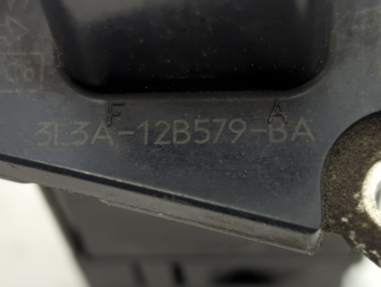 2004-2010 Mercury Mountaineer Mass Air Flow Meter Maf - Oemusedautoparts1.com
