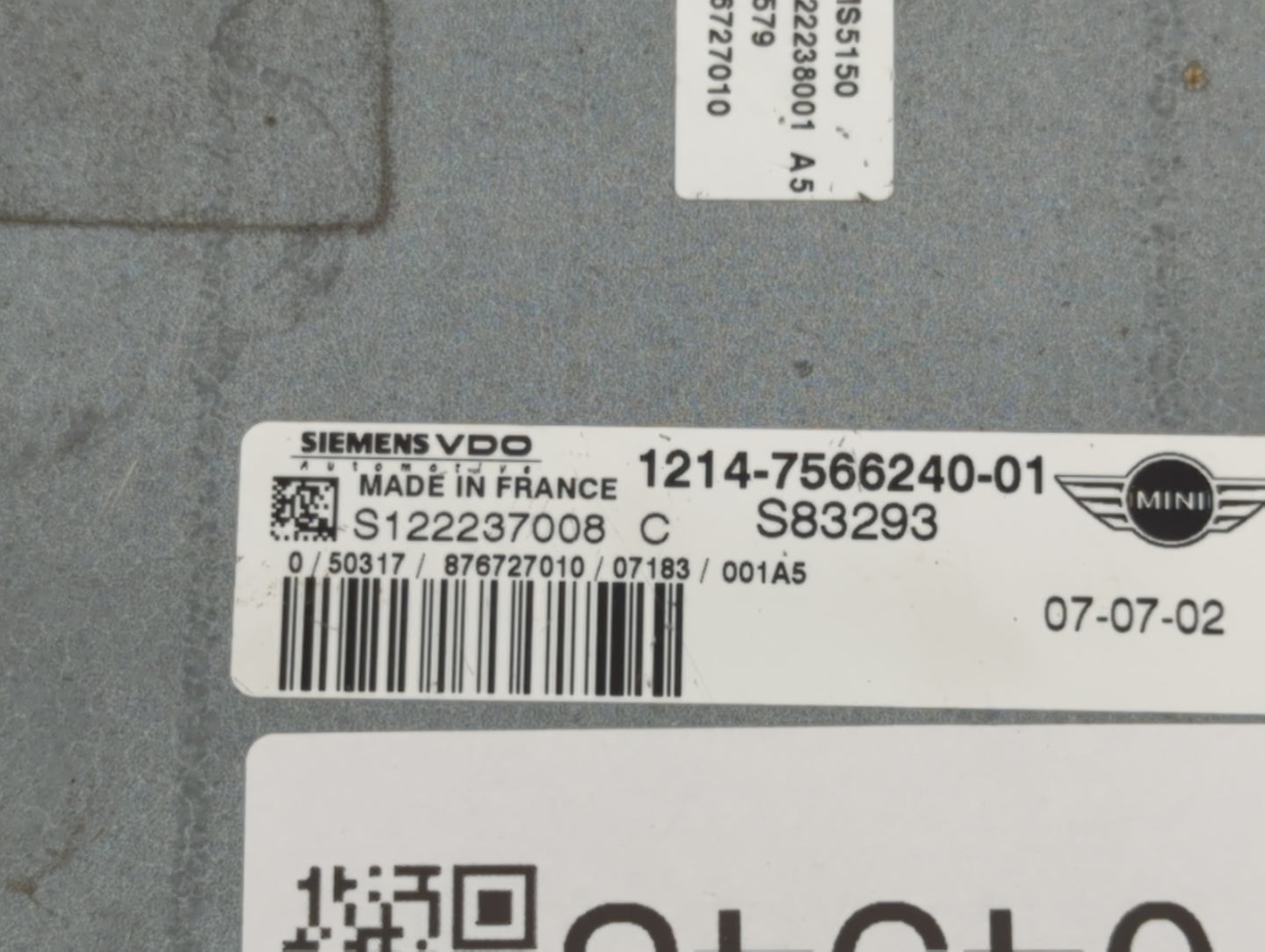 2007 Mini Cooper PCM Engine Control Computer ECU ECM PCU OEM P/N:1214-7553735-01 7 610 107, 7 563 732, 1214-7557395-01 Fits 