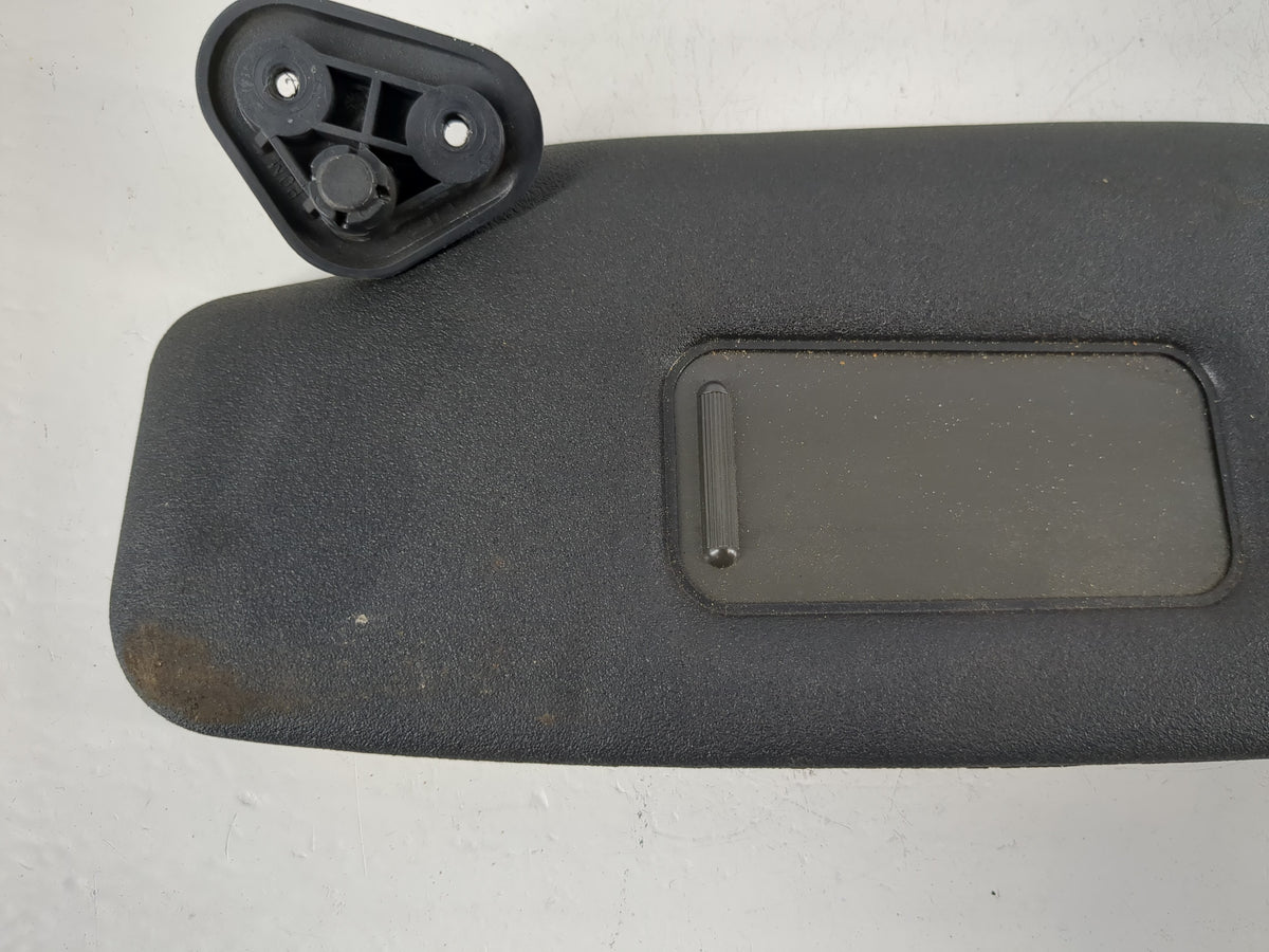 2007 Mini Cooper Sun Visor Shade Replacement Driver Left Mirror Fits OEM Used Auto Parts - Oemusedautoparts1.com