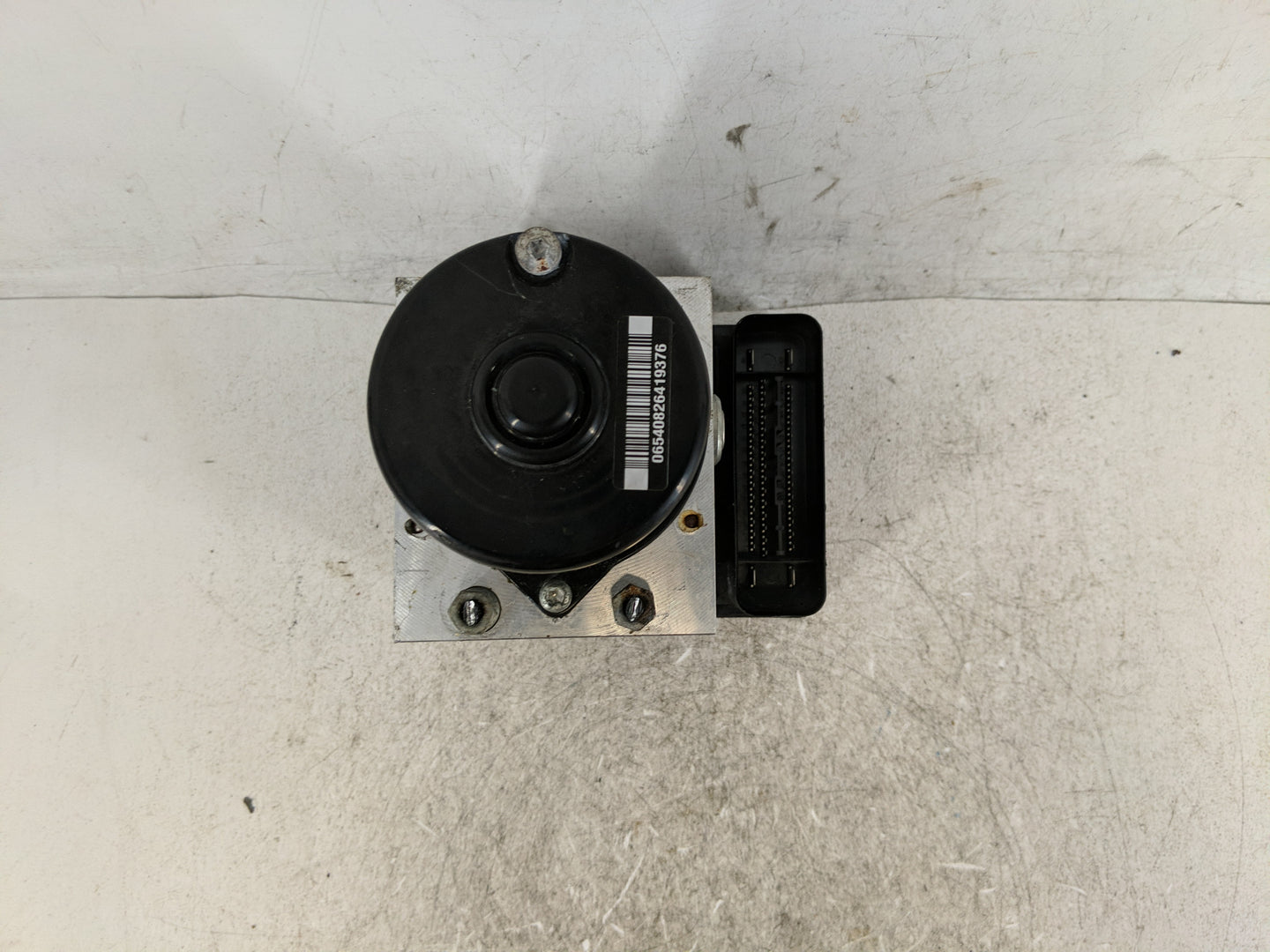 2007 Mini Cooper ABS Pump Control Module Replacement Fits OEM Used Auto Parts - Oemusedautoparts1.com