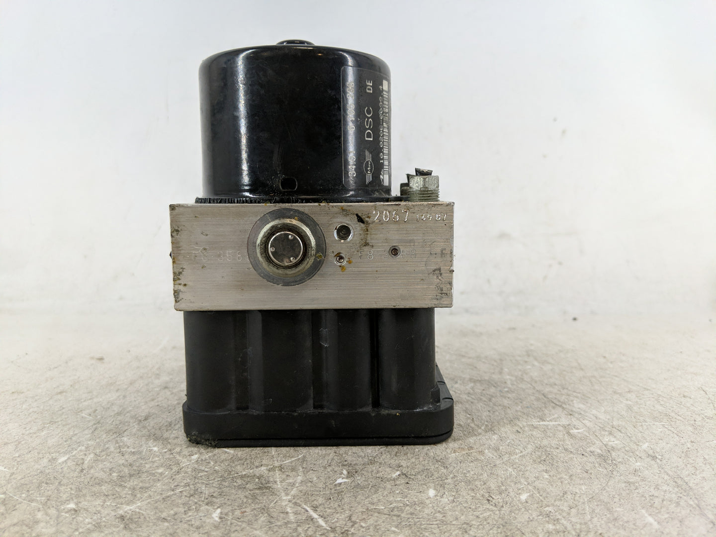 2007 Mini Cooper ABS Pump Control Module Replacement Fits OEM Used Auto Parts - Oemusedautoparts1.com