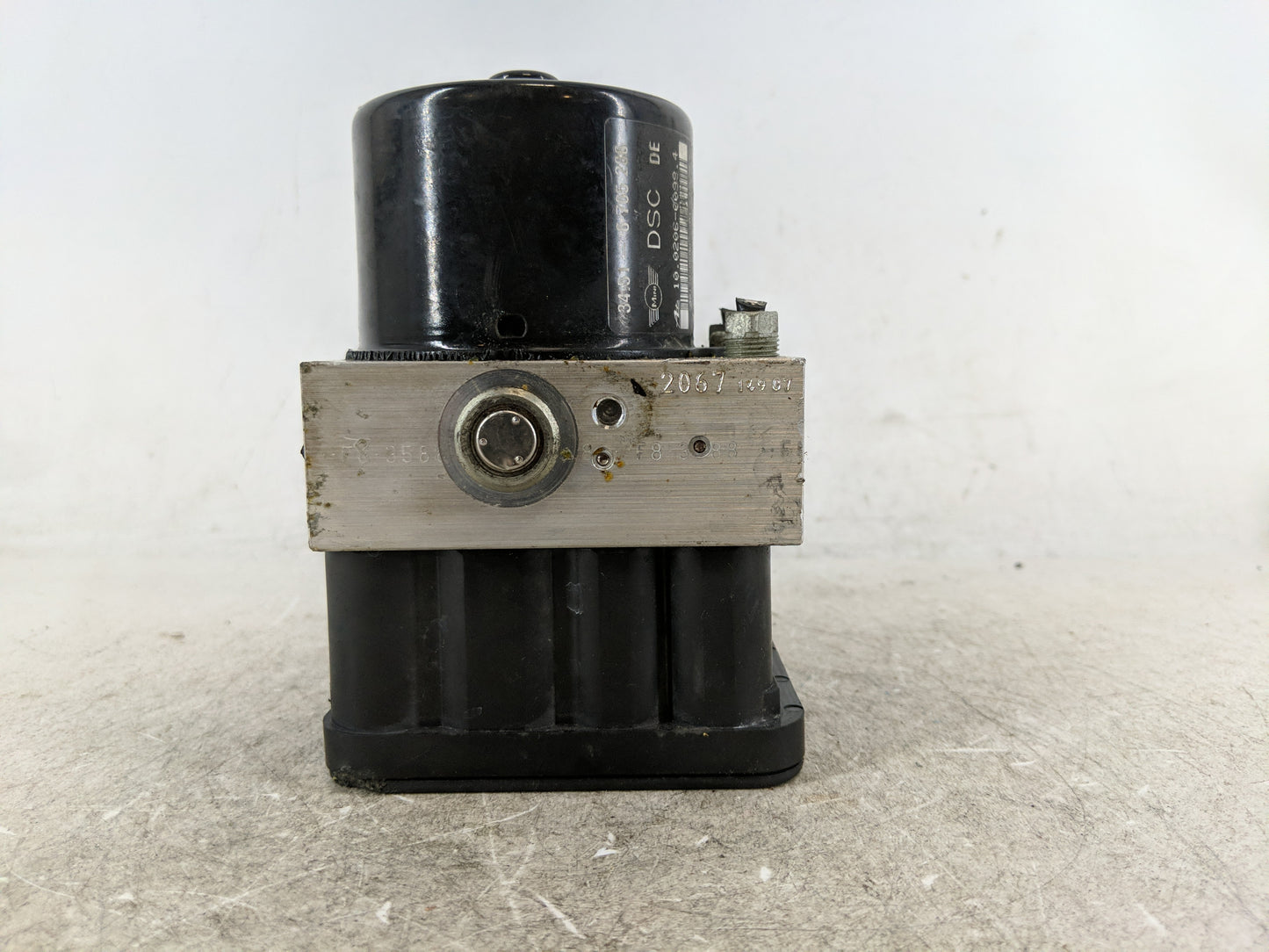 2007 Mini Cooper ABS Pump Control Module Replacement Fits OEM Used Auto Parts - Oemusedautoparts1.com