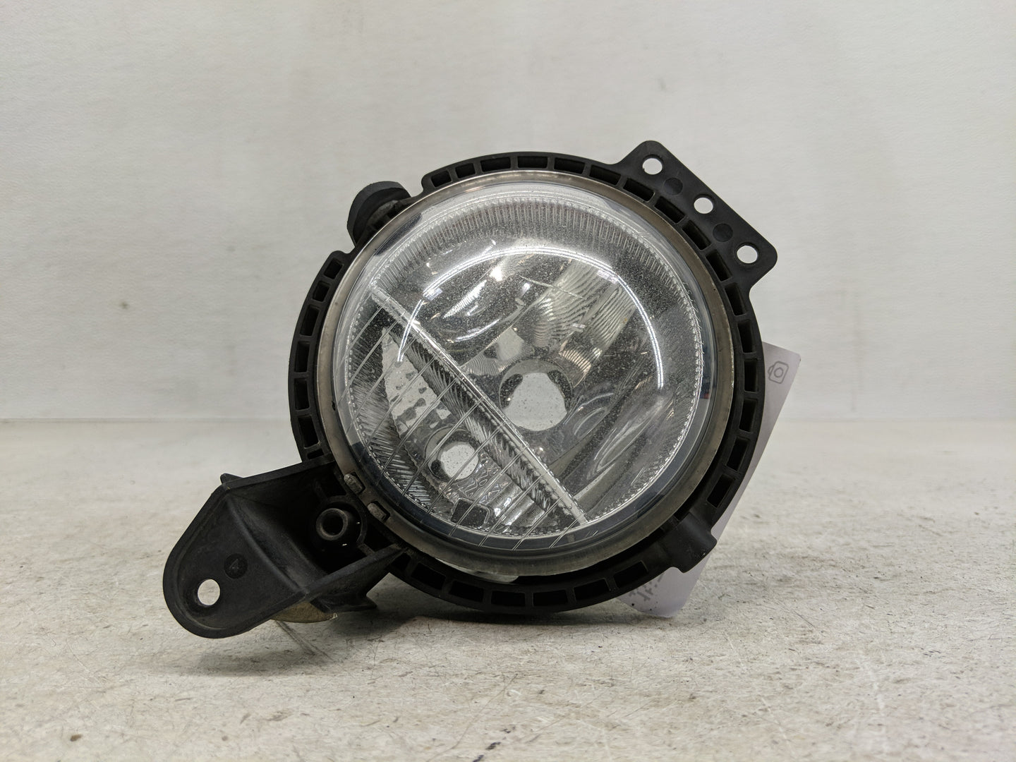 2008-2014 Mini Cooper Passenger Right Oem Fog Light Lamp - Oemusedautoparts1.com