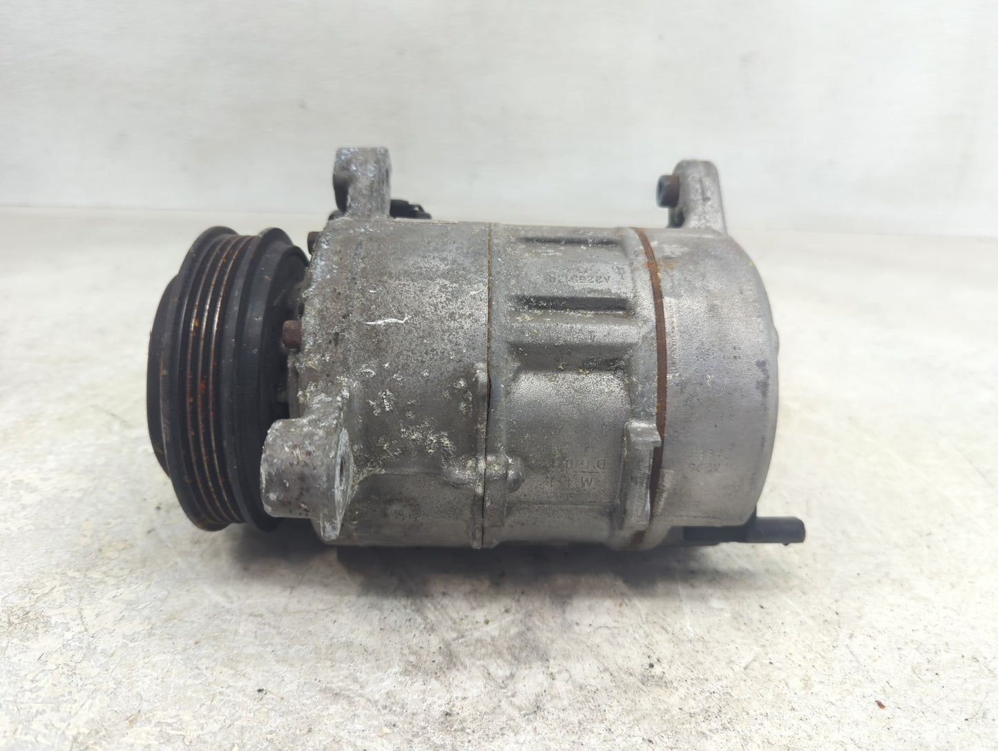 2007 Mini Cooper Alternator Generator Charging Assembly Engine Oem - Oemusedautoparts1.com