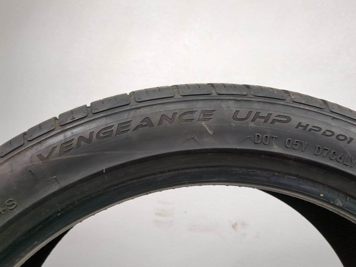 Used Tire 205/45R17 IRONHEAD VENGEANCE UHP 88W - Tread Depth 7/32 - Oemusedautoparts1.com
