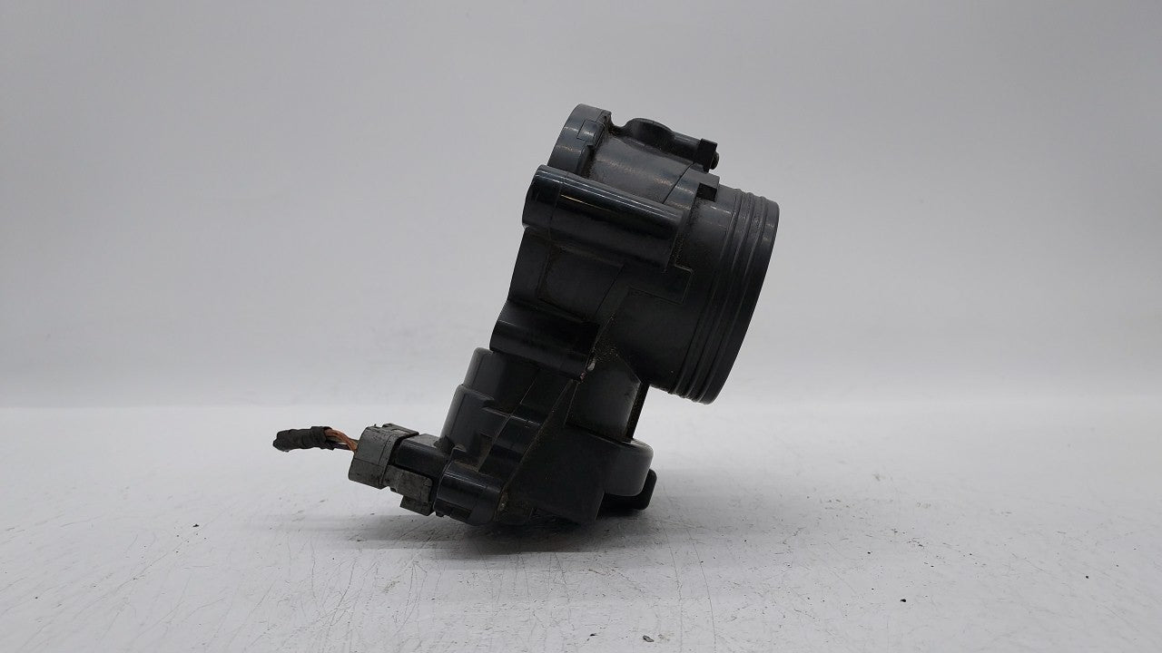 2007 Mini Cooper Throttle Body P/N:757669780 7557222 Fits OEM Used Auto Parts - Oemusedautoparts1.com