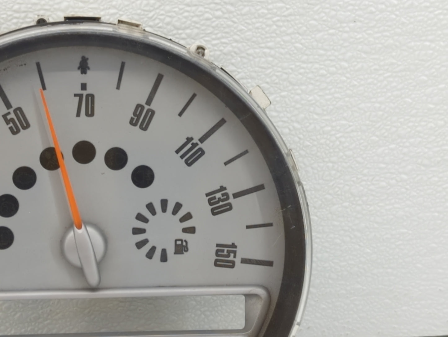 2008-2010 Mini Cooper Instrument Cluster Speedometer Gauges P/N:9 125 929 67379411, 9 232 433, BM-508-932 Fits Fits 2008 200