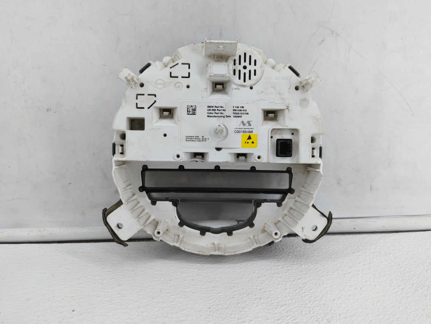 2008-2010 Mini Cooper Instrument Cluster Speedometer Gauges P/N:9 125 929 67379411, 9 232 433, BM-508-932 Fits Fits 2008 200