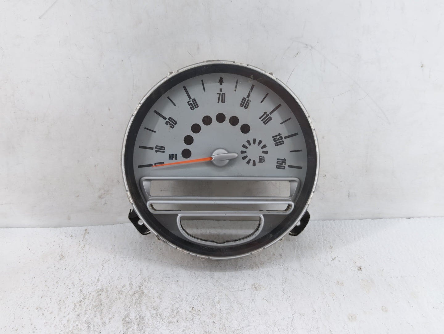 2008-2010 Mini Cooper Instrument Cluster Speedometer Gauges P/N:9 136 196 BM-508-934, 9 136 200 Fits Fits 2008 2009 2010 OEM
