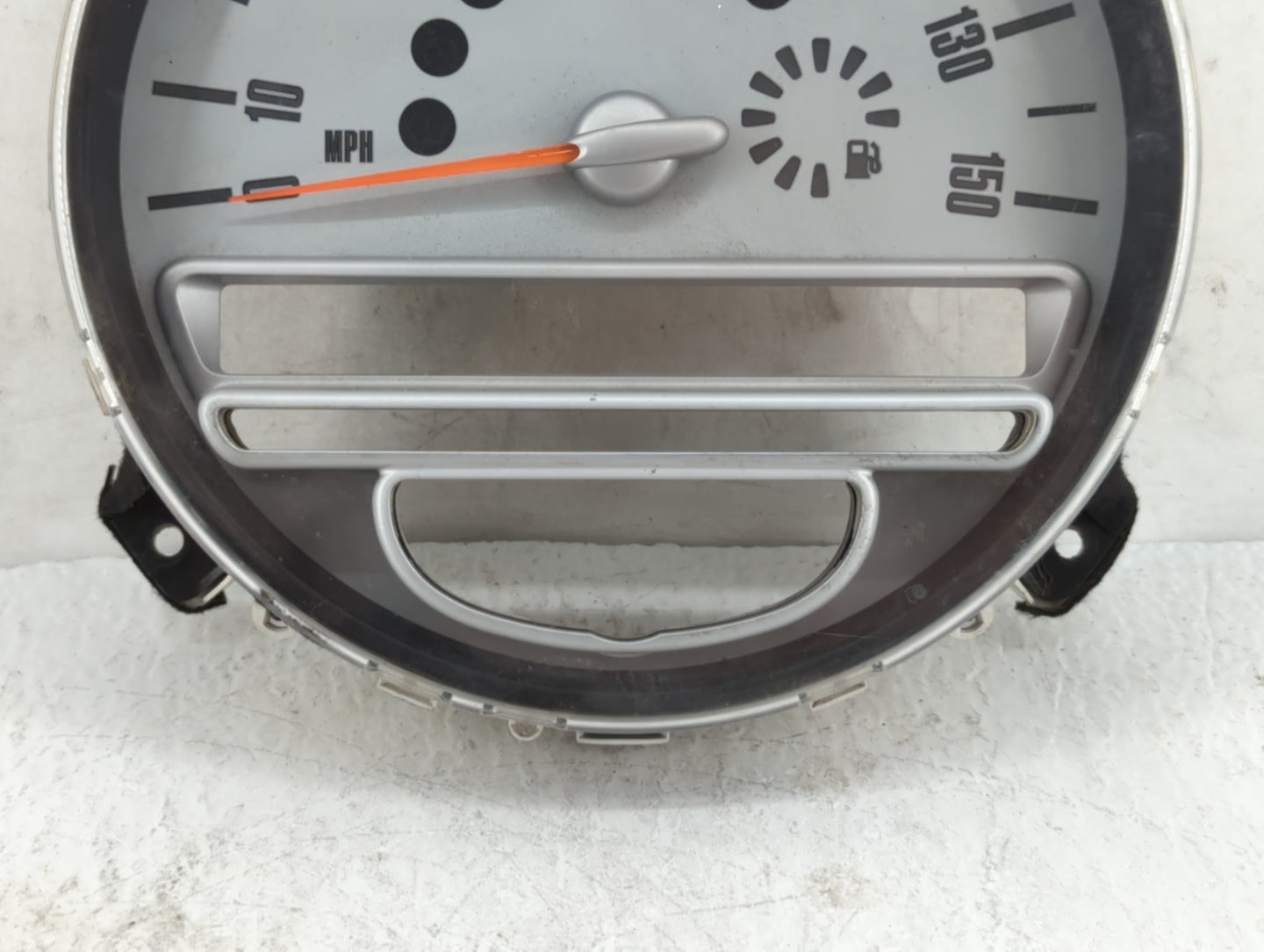 2008-2010 Mini Cooper Instrument Cluster Speedometer Gauges P/N:9 136 196 BM-508-934, 9 136 200 Fits Fits 2008 2009 2010 OEM