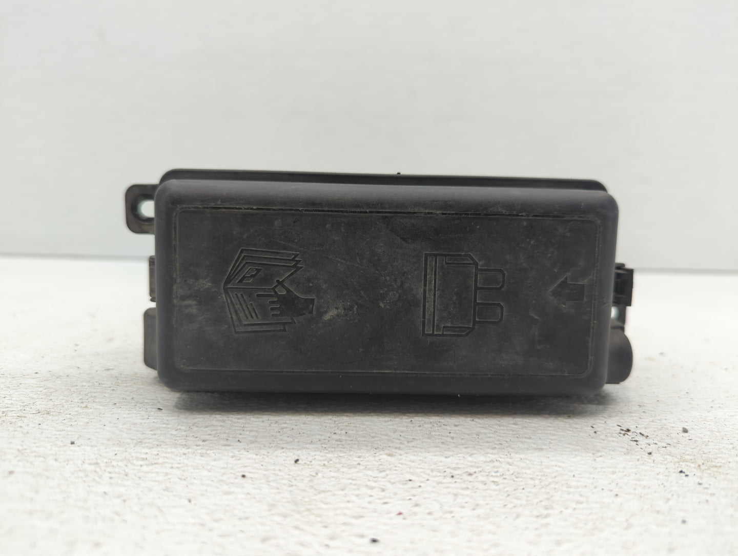 2007 Mini Cooper Fusebox Fuse Box Panel Relay Module P/N:6906548 3449504-02, 9809588-01 Fits OEM Used Auto Parts - Oemusedau