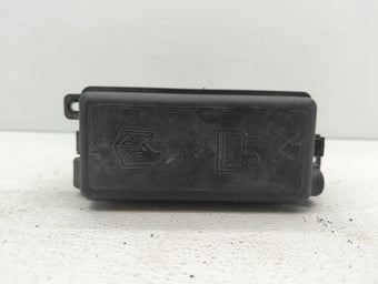 compare product 2007 Mini Cooper Fusebox Fuse Box Panel Relay Module P/N:6906548 3449504-02, 9809588-01 Fits OEM Used Auto Parts