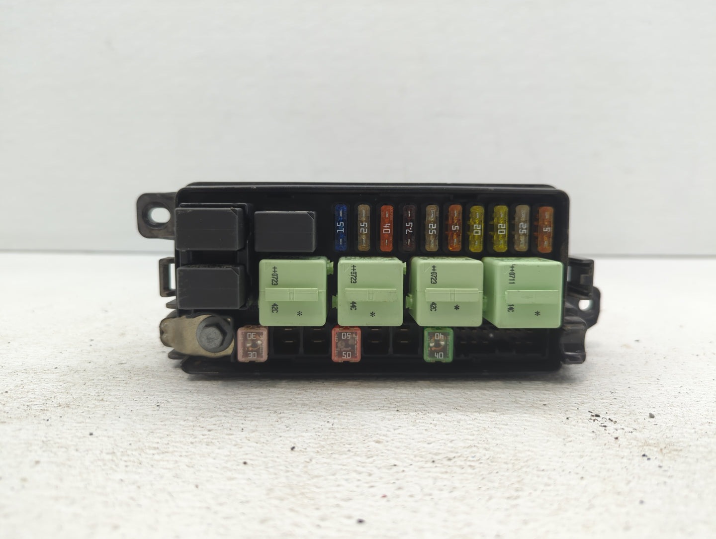 2007 Mini Cooper Fusebox Fuse Box Panel Relay Module P/N:6906548 3449504-02, 9809588-01 Fits OEM Used Auto Parts - Oemusedau