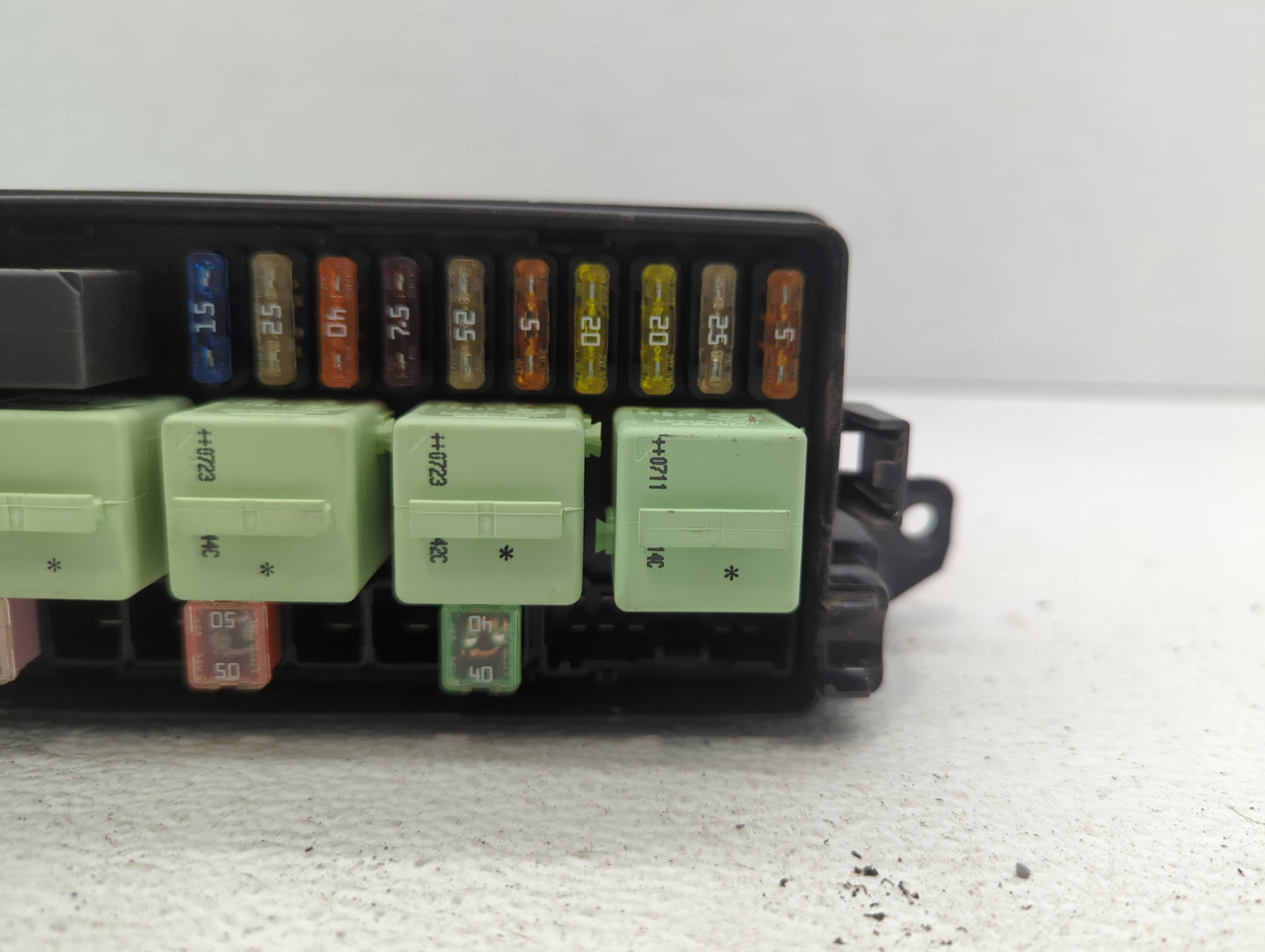 2007 Mini Cooper Fusebox Fuse Box Panel Relay Module P/N:6906548 3449504-02, 9809588-01 Fits OEM Used Auto Parts - Oemusedau