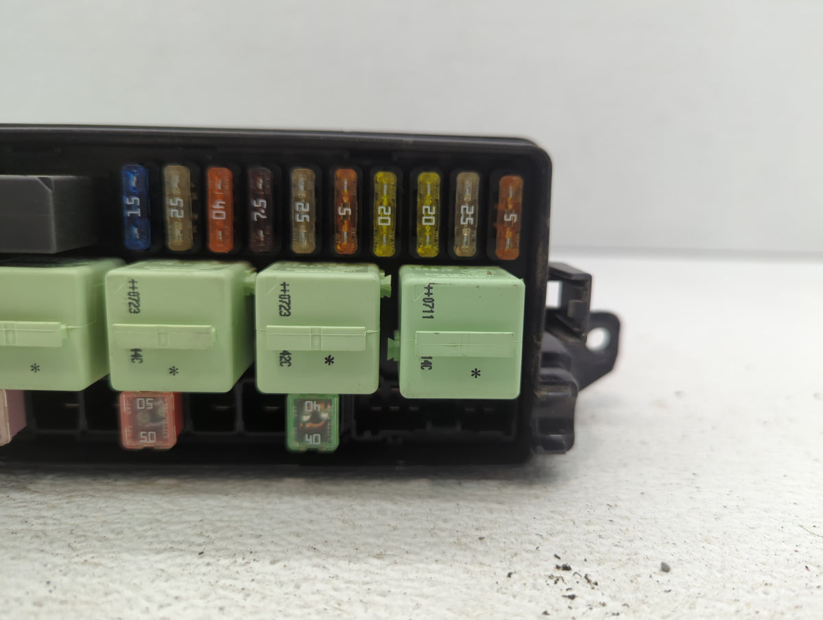 2007 Mini Cooper Fusebox Fuse Box Panel Relay Module P/N:6906548 3449504-02, 9809588-01 Fits OEM Used Auto Parts - Oemusedau