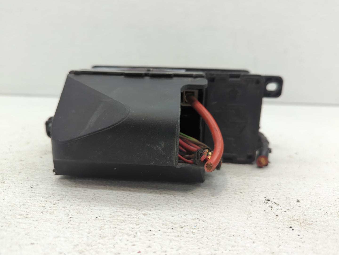 2007 Mini Cooper Fusebox Fuse Box Panel Relay Module P/N:6906548 3449504-02, 9809588-01 Fits OEM Used Auto Parts - Oemusedau