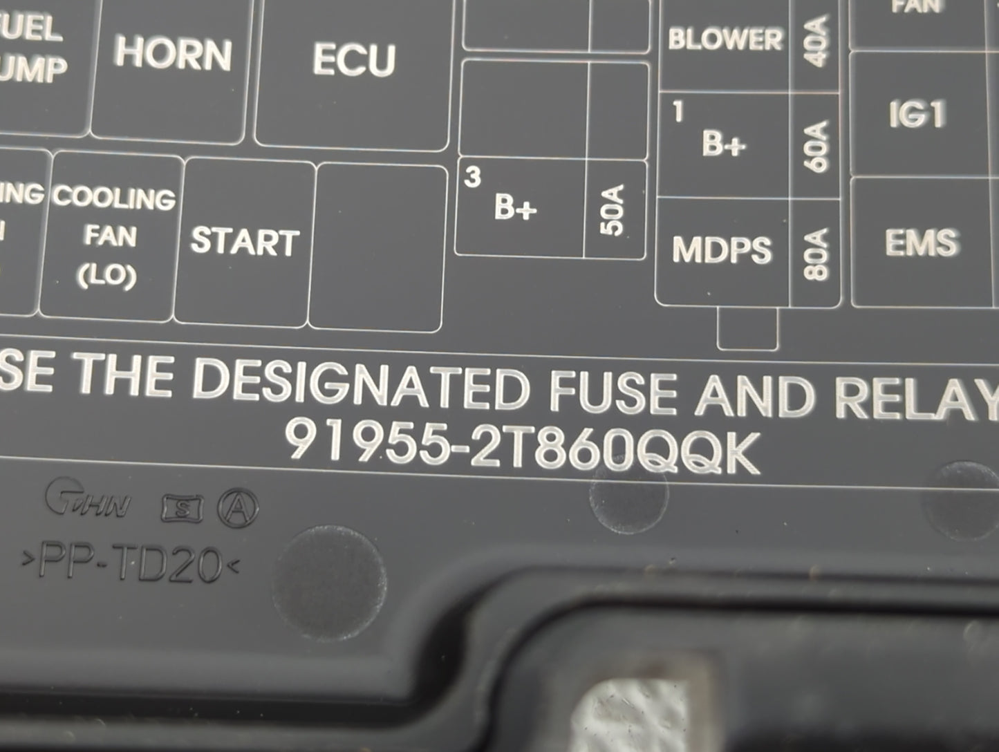 2007 Mini Cooper Fusebox Fuse Box Panel Relay Module P/N:91955-2T860 6906548, 3449504-02, 9809588-01 Fits OEM Used Auto Part