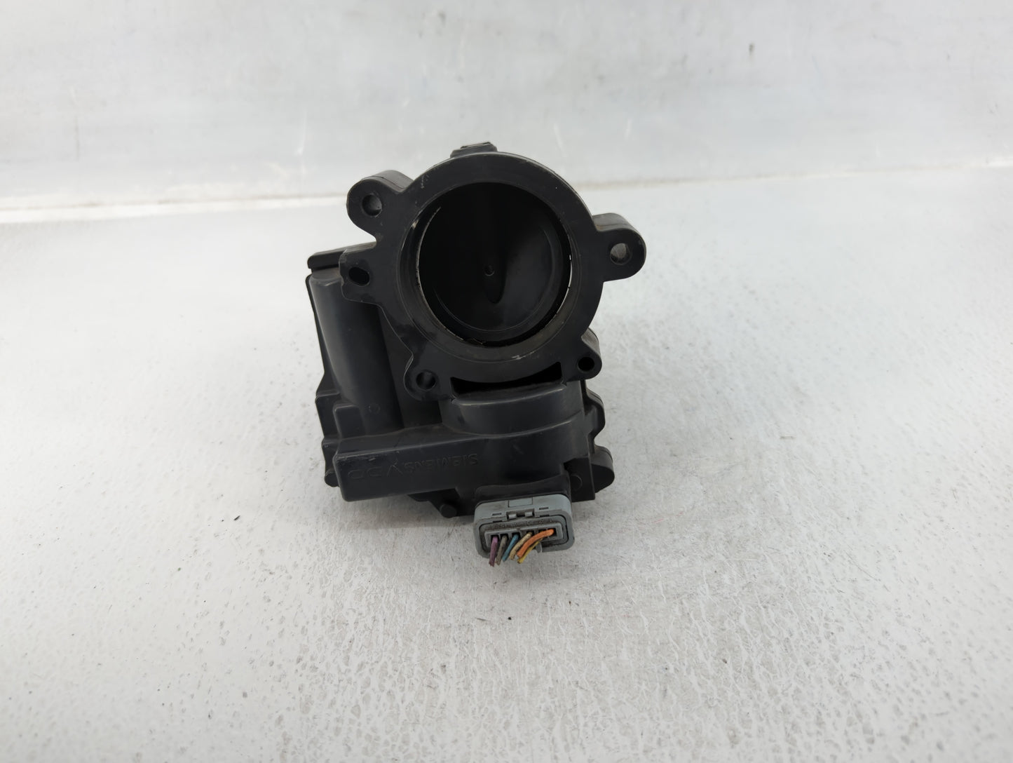2007 Mini Cooper Throttle Body P/N:7574379 80-01 2C53252208 Fits OEM Used Auto Parts - Oemusedautoparts1.com