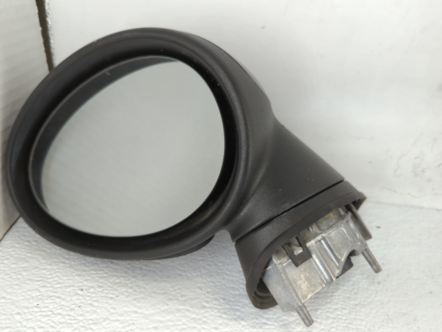 2008-2014 Mini Cooper Driver Side View Mirror - Left Door Mirror OEM Used - Oemusedautoparts1.com