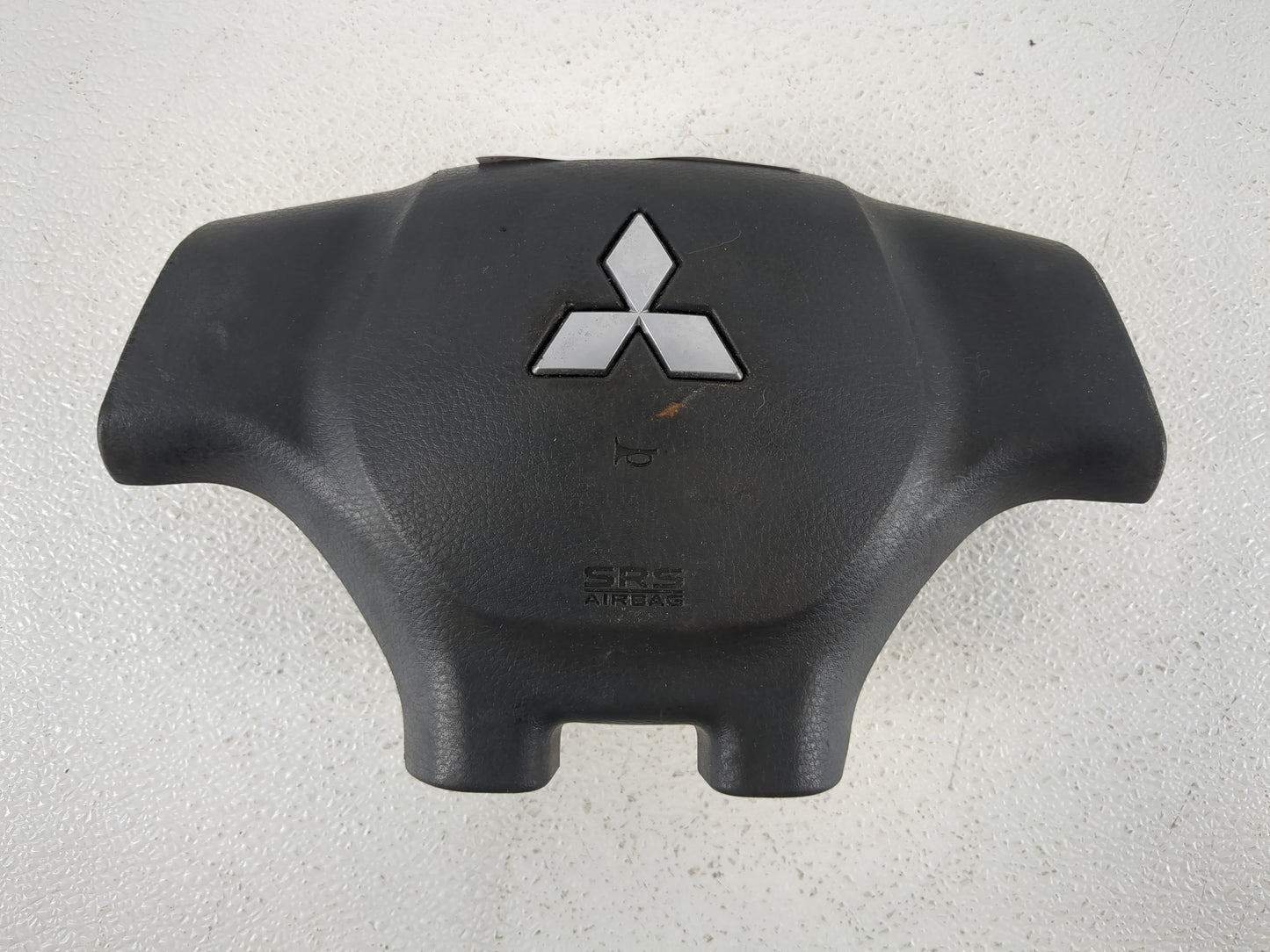 2007 Mitsubishi Eclipse Air Bag Driver Left Steering Wheel Mounted P/N:PS241DTXTAEZ Fits OEM Used Auto Parts - Oemusedautopa
