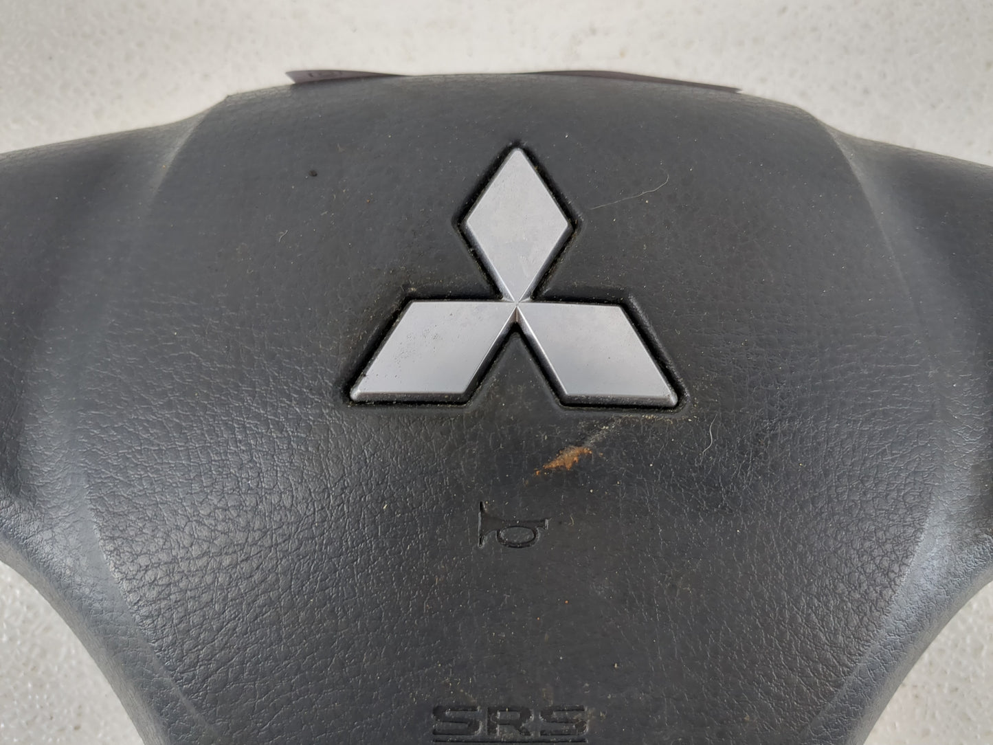 2007 Mitsubishi Eclipse Air Bag Driver Left Steering Wheel Mounted P/N:PS241DTXTAEZ Fits OEM Used Auto Parts - Oemusedautopa