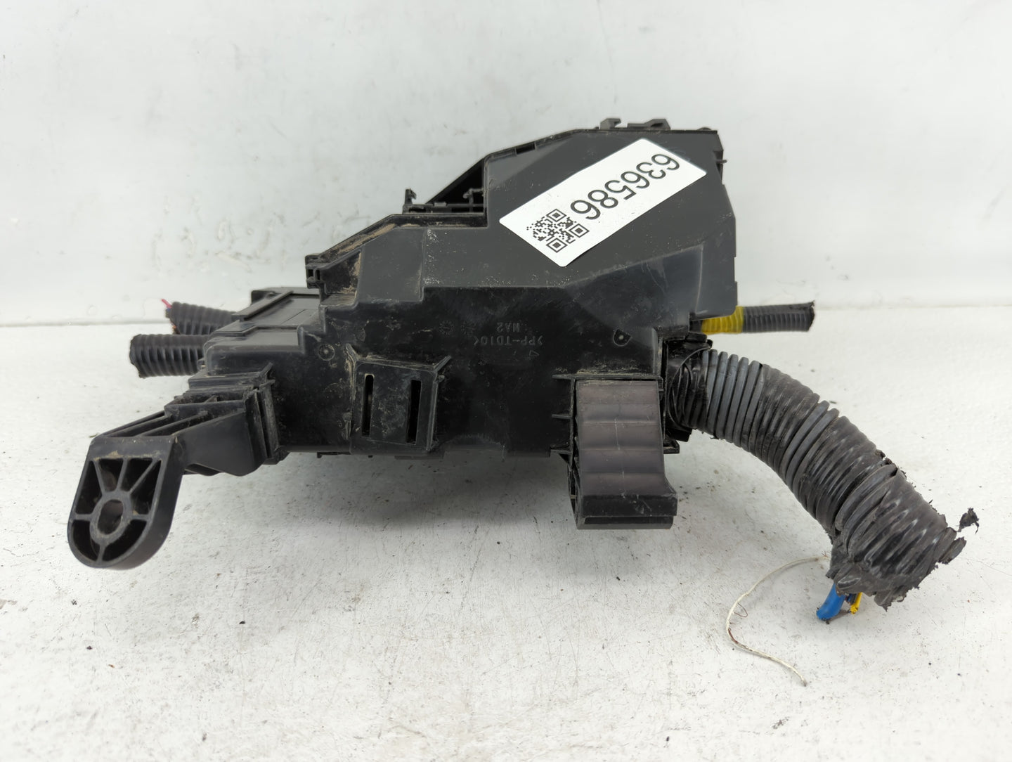 2007 Mitsubishi Eclipse Fusebox Fuse Box Panel Relay Module P/N:7154-5763-30 Fits OEM Used Auto Parts - Oemusedautoparts1.co